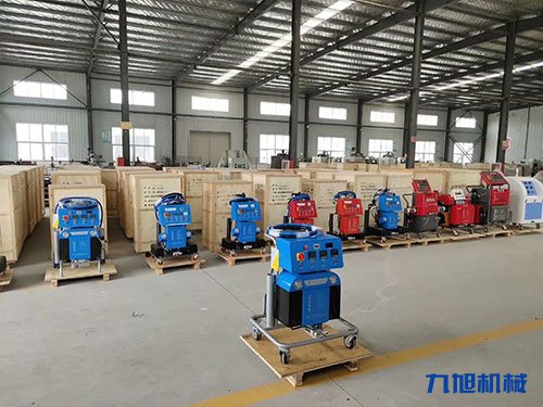浙江聚氨酯發(fā)泡機(圖2) 外墻保溫工程聚氨酯設備
